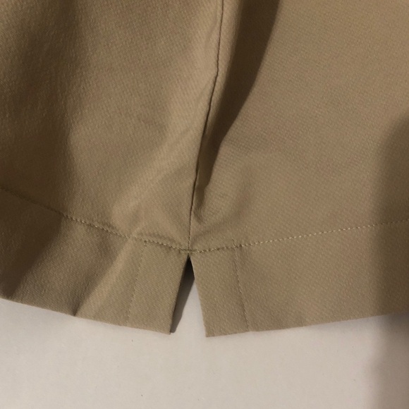 Under Armour Women’s Beige Tan Golf Hiking Sport Skort size 8 - Picture 6 of 11